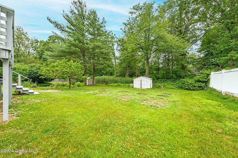 5th image of 48 Haystack Road