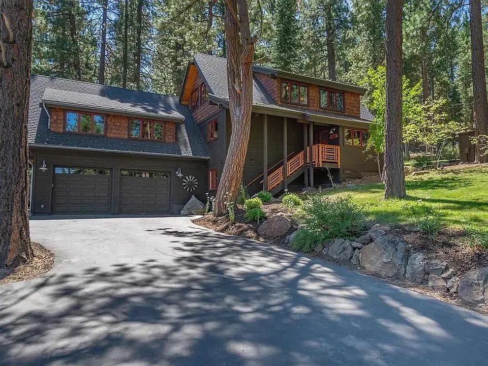 15107 Berkshire Cir
