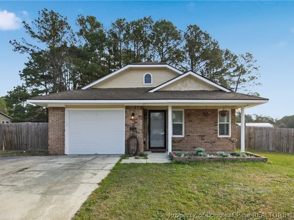 3300 Red Fox Rd, Spring Lake, NC 28390