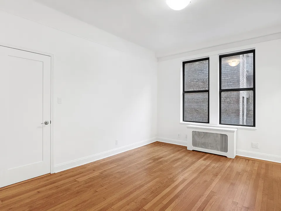 347 W 55th St #6M