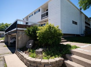 1428 W 2nd Ave, Oshkosh, WI 54902