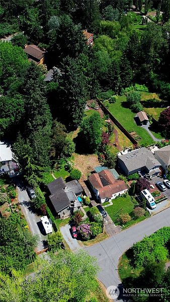 3rd image of 19054 NE 18th Ave