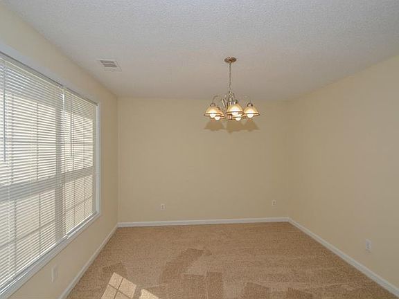 3rd image of 450 Saddle Shoals Dr