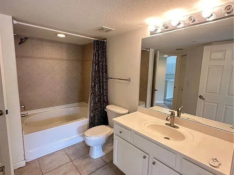 4105 Residence Dr #720 — Photo 12