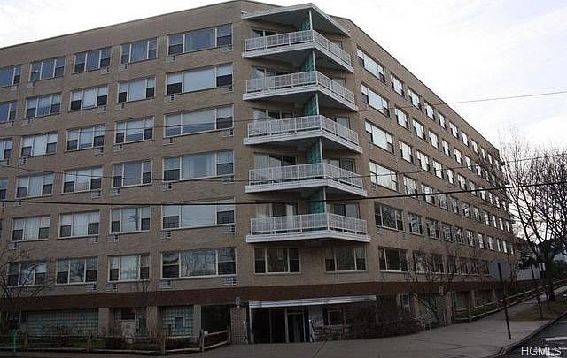 1st image of 12 Old Mamaroneck Rd APT 6K