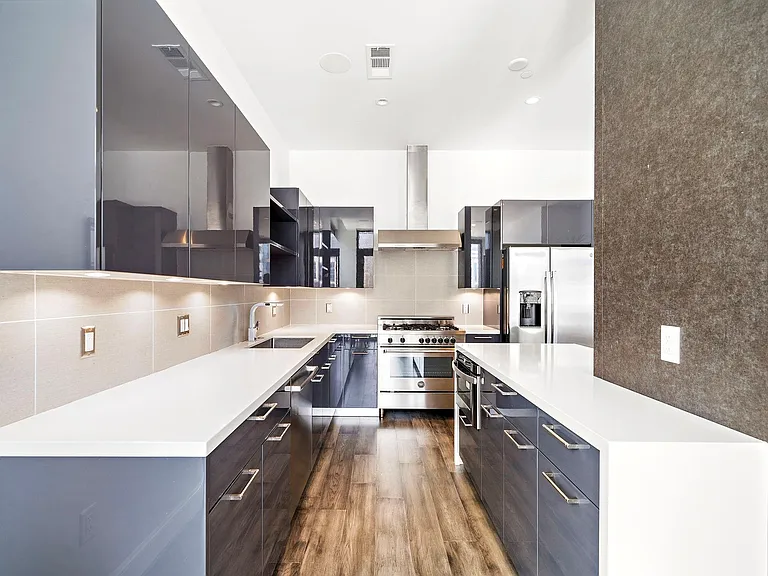 1211 Caroline St #1109 — Photo 10