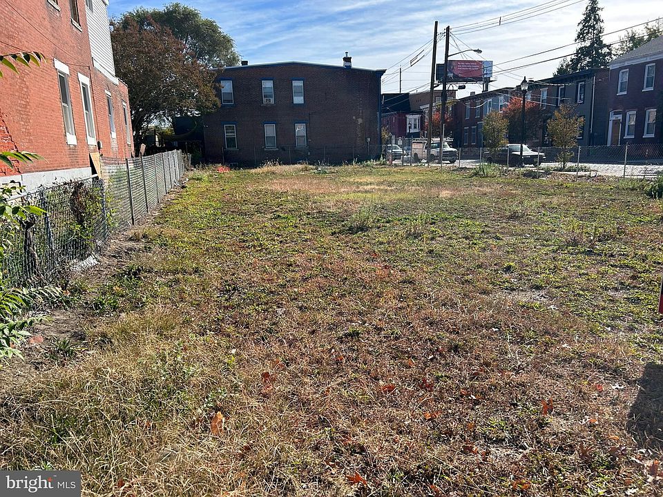 2nd image of 604 N 2nd St