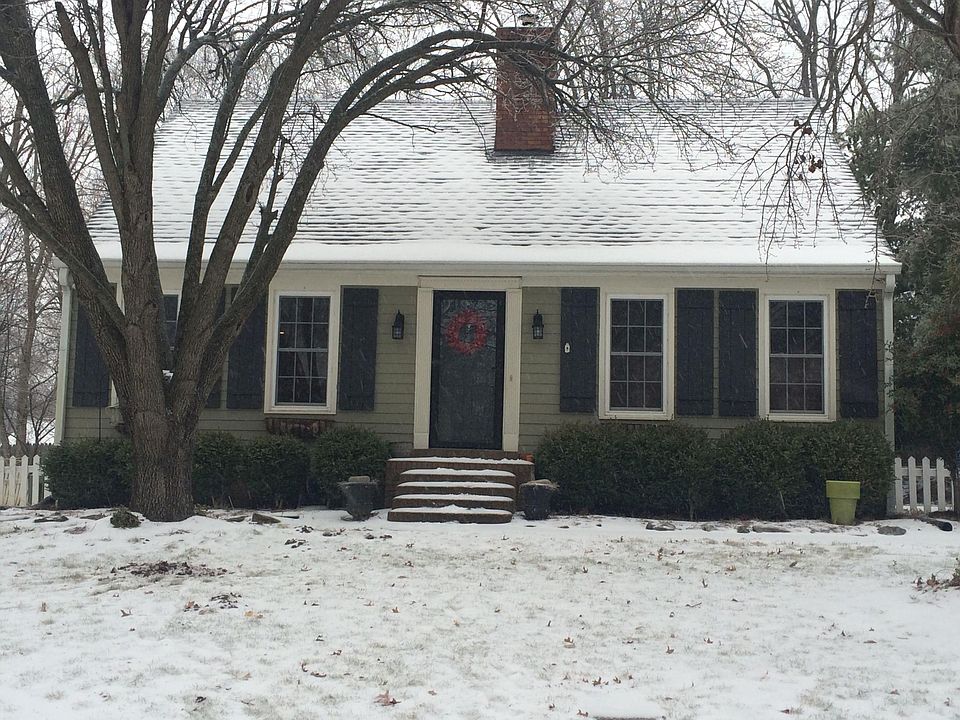 1st image of 131 Yorktown Dr