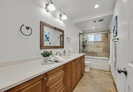 1120 Hollywood Ave #1 — Photo 10