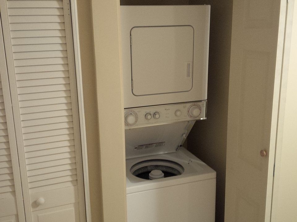 1st image of 612 E Main Blvd