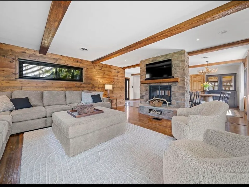 10707 N State Route 2