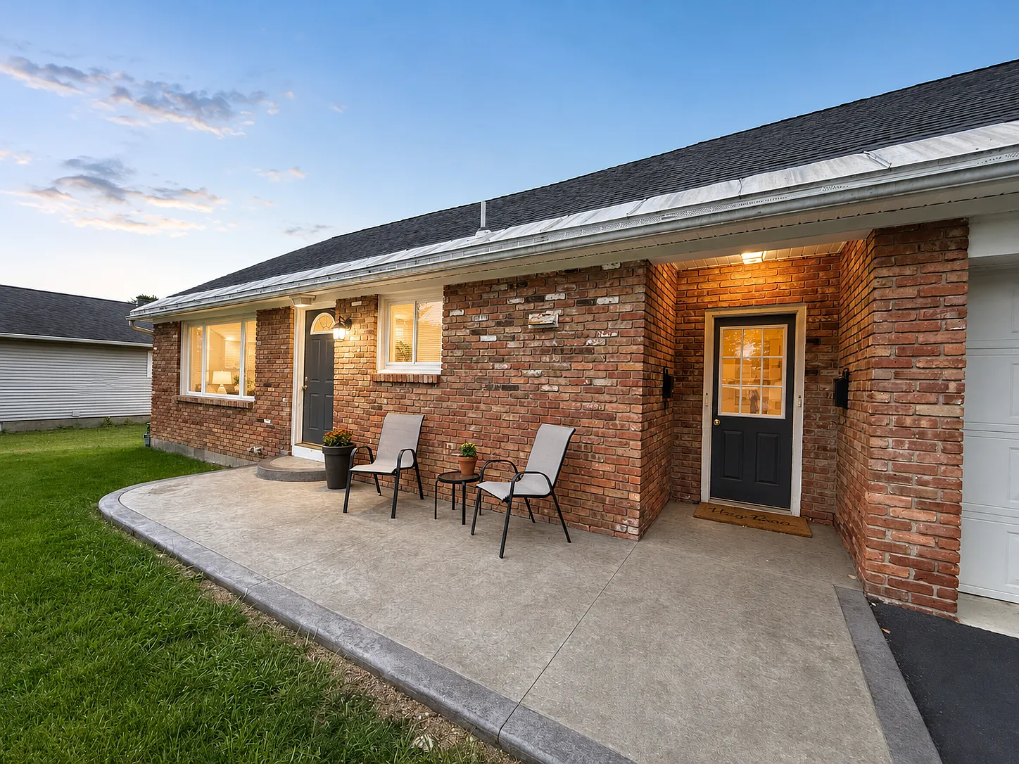 26 Patricia Ln — Photo 1