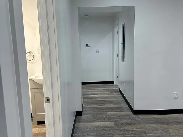 309 W Main St #7 — Photo 13