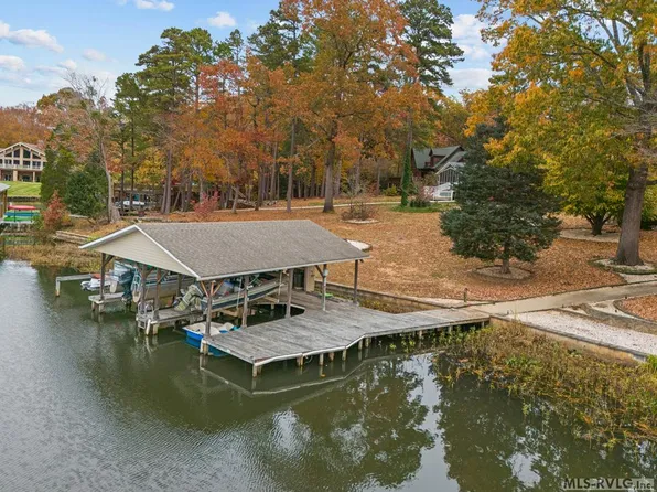 800 Holly Grove Ln, Bracey, VA 23919