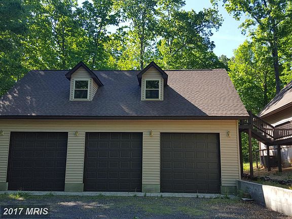 5th image of 430 Lakewood Dr