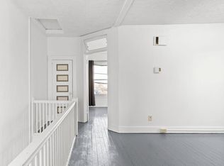 2466 NW Vaughn St, Portland, OR 97210