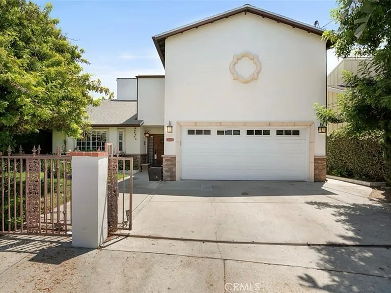 5954 Wilkinson Ave — Photo 1