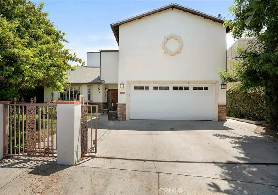 5954 Wilkinson Ave