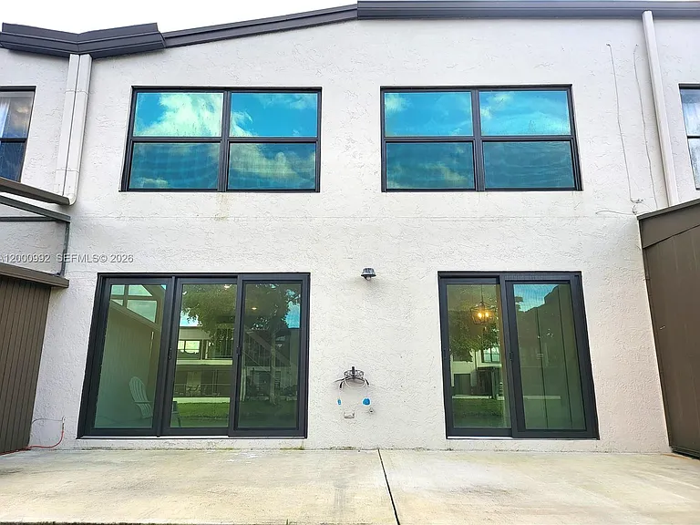 9723 N New River Canal Rd #416 — Photo 28