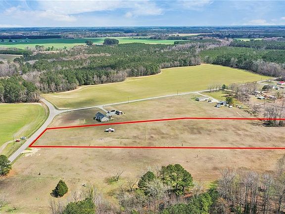 4th image of Wakefield Rd