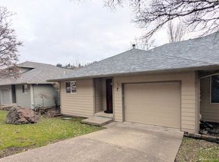 1201 S Water St, Silverton, OR 97381