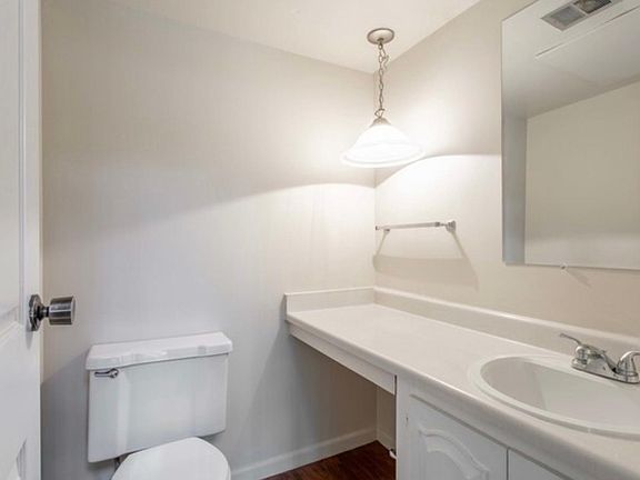 4th image of 1284 Lytle Ln