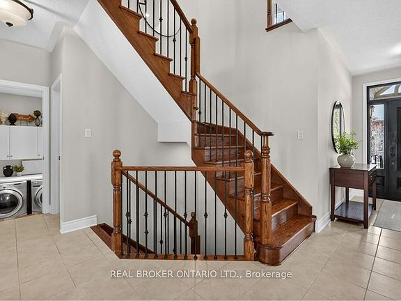 5th image of 12 Lookout Ct