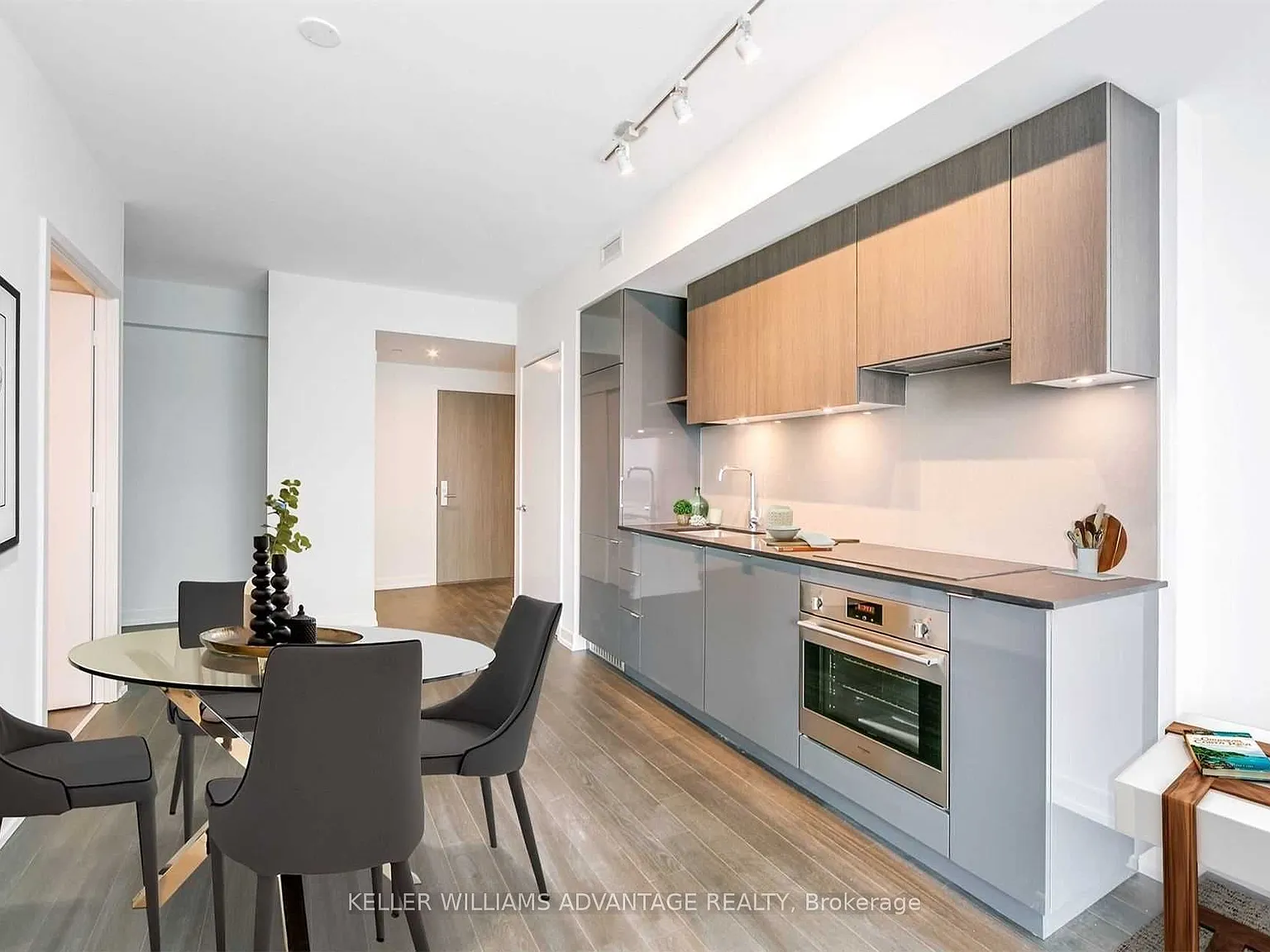 2 bed, $2,550 — Photo 2