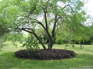 7570 Richter Rd, Elmendorf, TX 78112