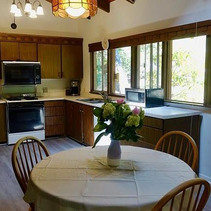 Dining area in Kitchen