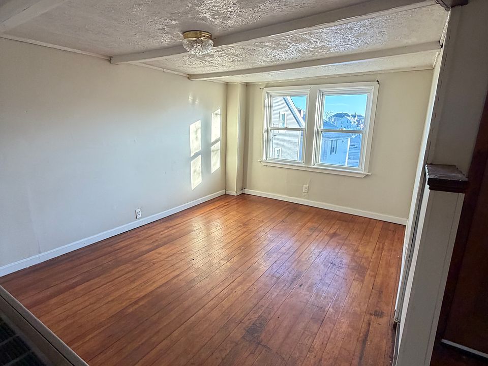 1st image of 187 Rockland St #3E