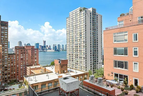 Rented by Keller Williams NYC | media 38