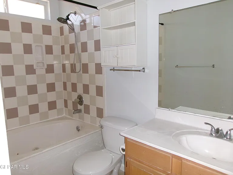 304 Alex Nicholas Ct — Photo 14