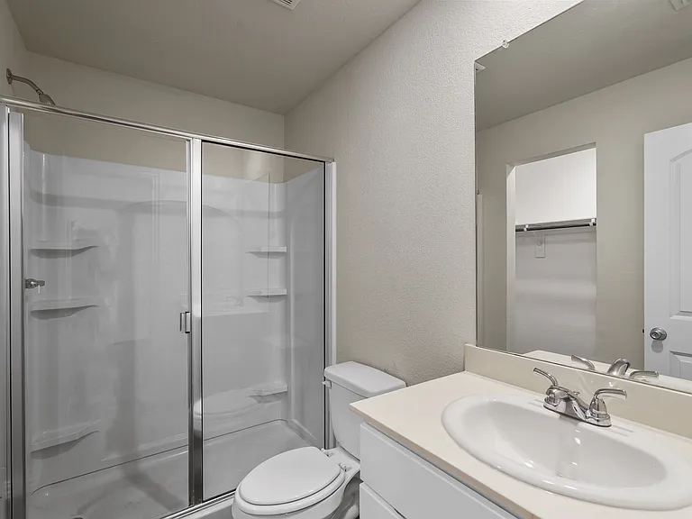 2208 Sayle St — Photo 14