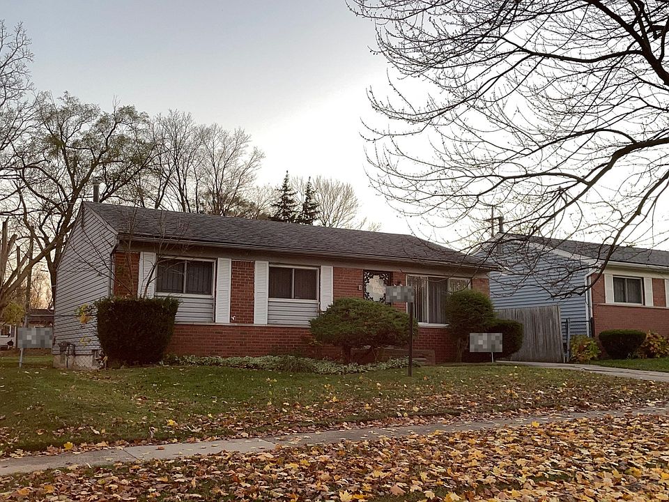 2nd image of 112 Cottage St