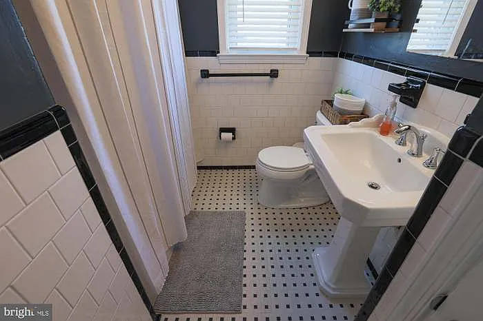 4413 Vale Dr — Photo 5