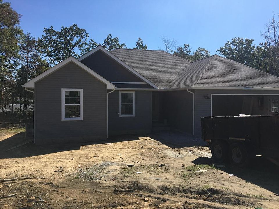 1st image of 162 Berkshire Loop