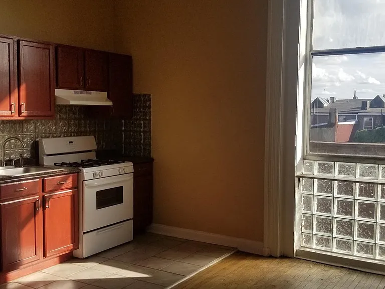 1406 Eutaw Pl #16 — Photo 4