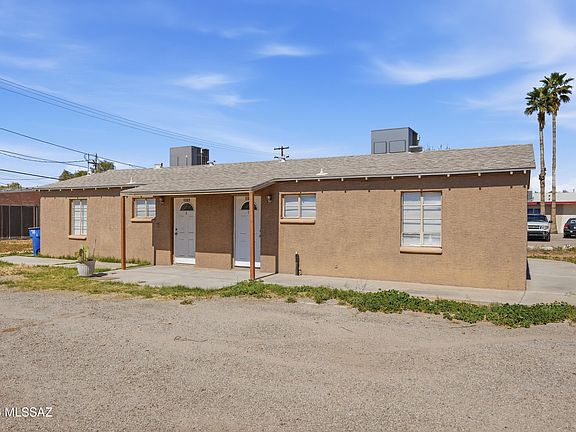 3rd image of 3365 N Stone Ave