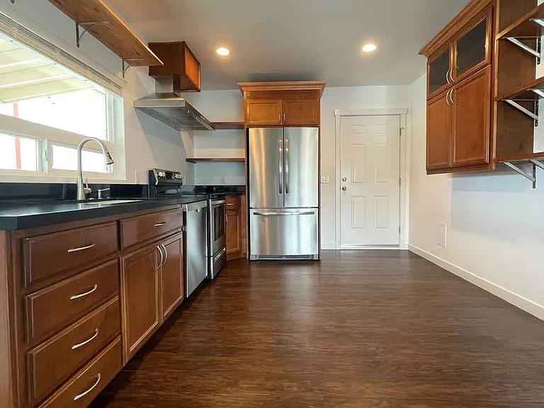 31 S Lee Ct — Photo 3