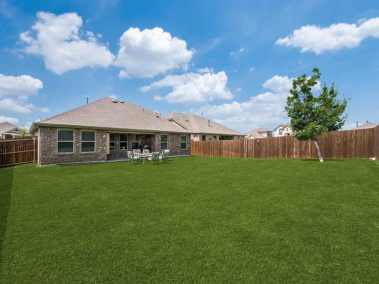 1305 Rembrandt Dr — Photo 14