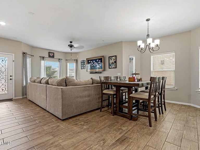 13066 Grantham Ln — Photo 30