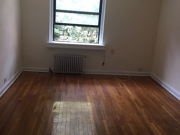 5th image of 4310 48th St #4E