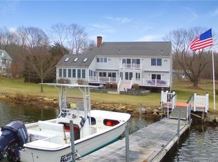 246 Shore Rd, Waterford, CT 06385