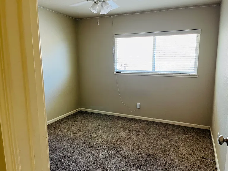 3130 Achilles Dr — Photo 41