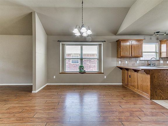 5th image of 2327 Tortoise Dr
