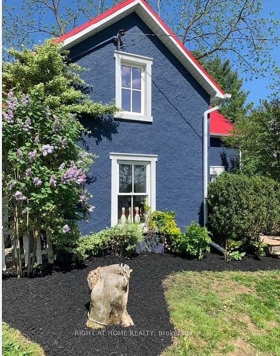 1st image of 393 Canboro Rd