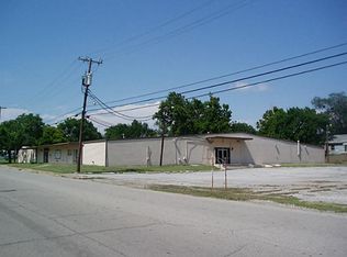 320 N Travis Ave, Denison, TX 75021