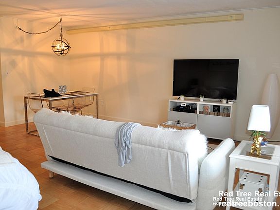 2nd image of 68 Monmouth St #68M