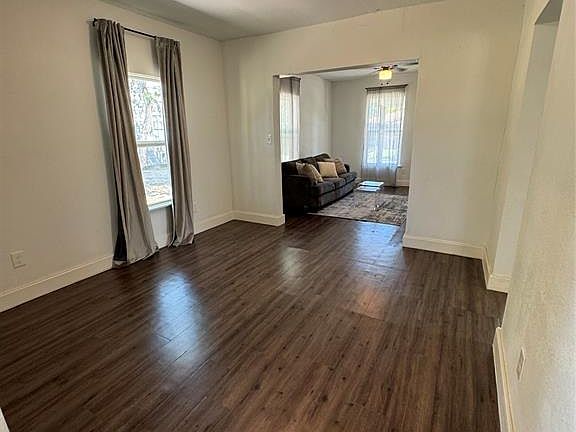 5th image of 2060 Leiper Street